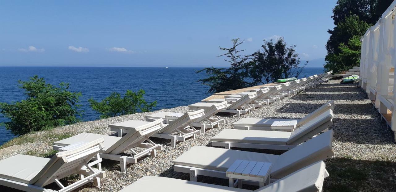 Boutique Hotel Acacia Lovran Exterior photo