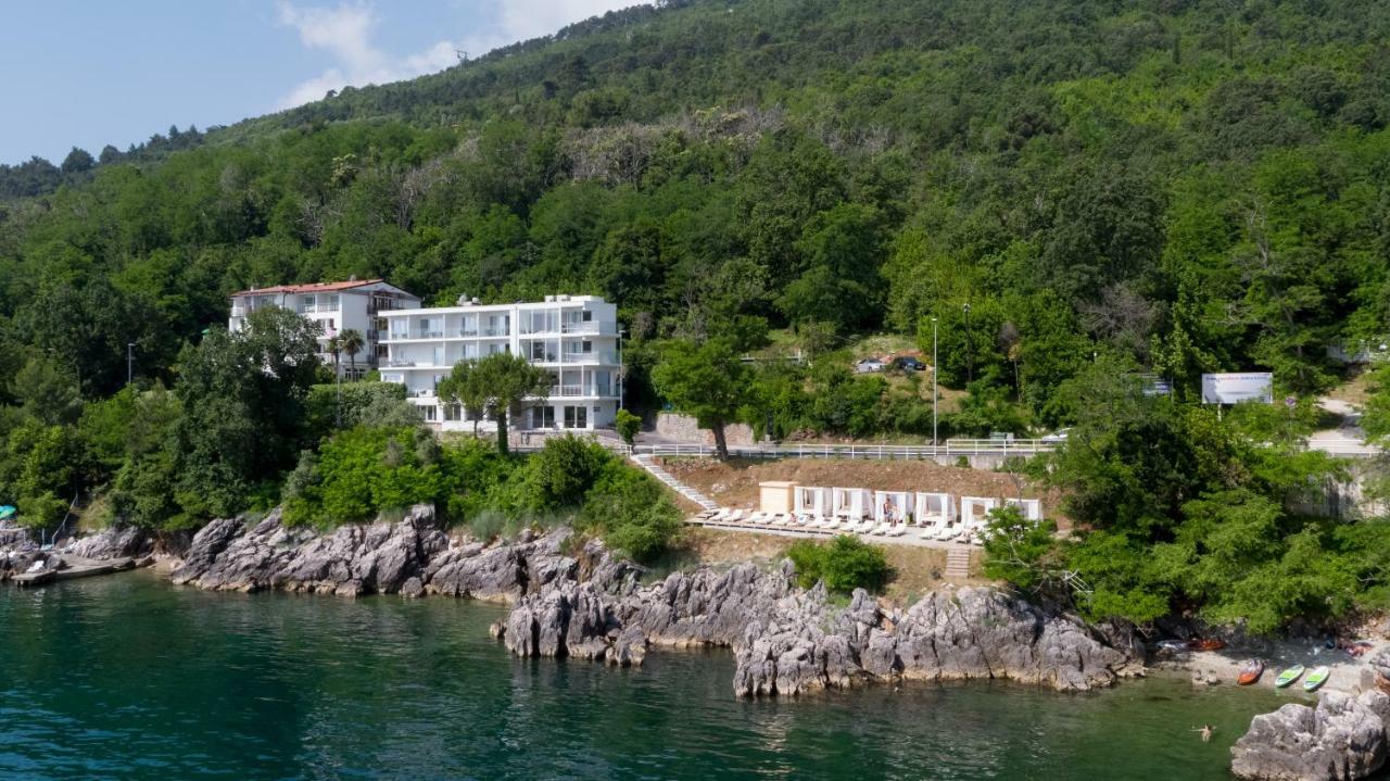 Boutique Hotel Acacia Lovran Exterior photo