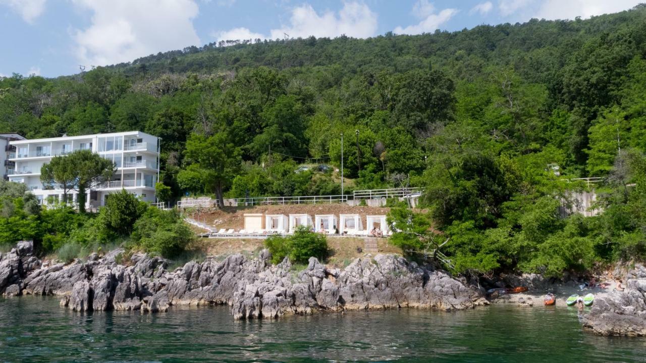 Boutique Hotel Acacia Lovran Exterior photo