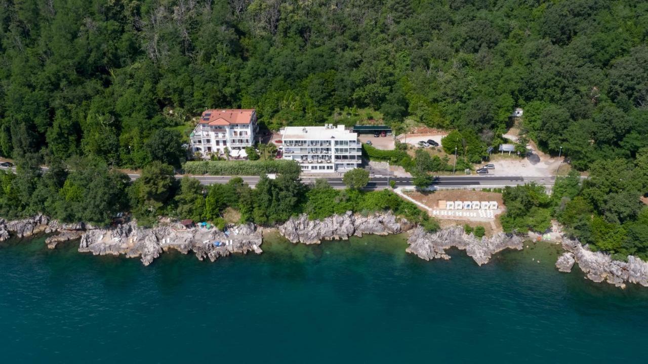 Boutique Hotel Acacia Lovran Exterior photo